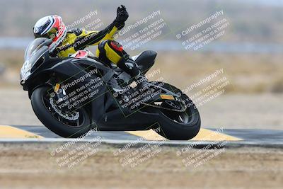 media/Mar-02-2025-Race Pace (Sun) [[8bec80ae00]]/12-Vested (Turn 2) 1111am/